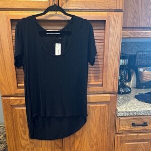 Three Bird Nest NWT Black Short Sleeve Tee